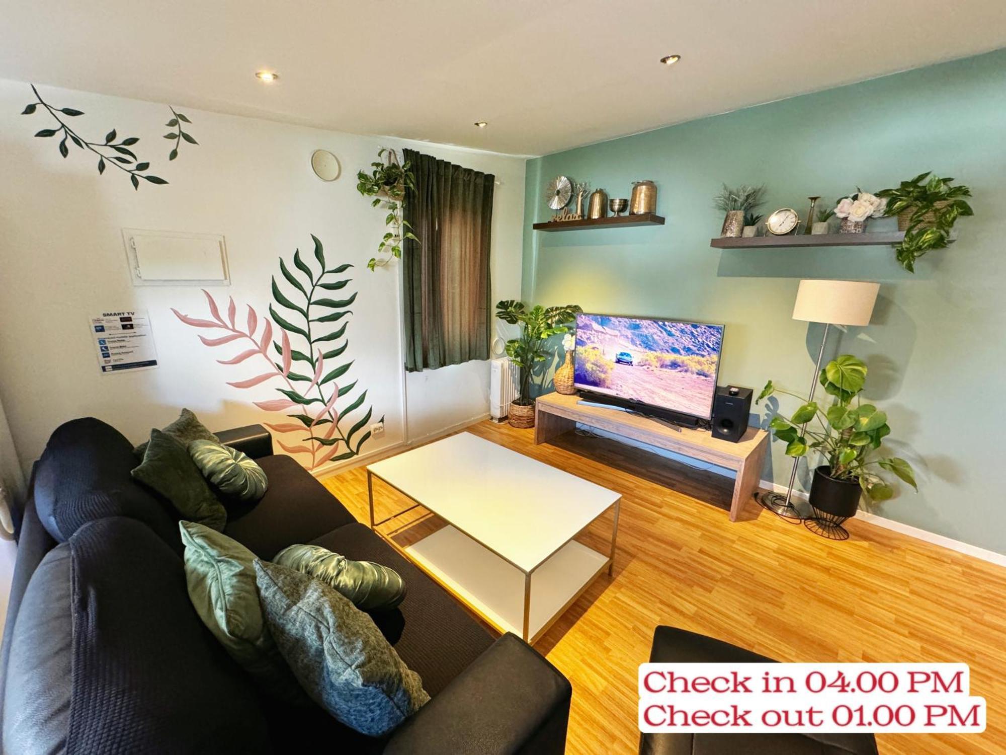 Guesthouse In Tromso Center By Dada ภายนอก รูปภาพ